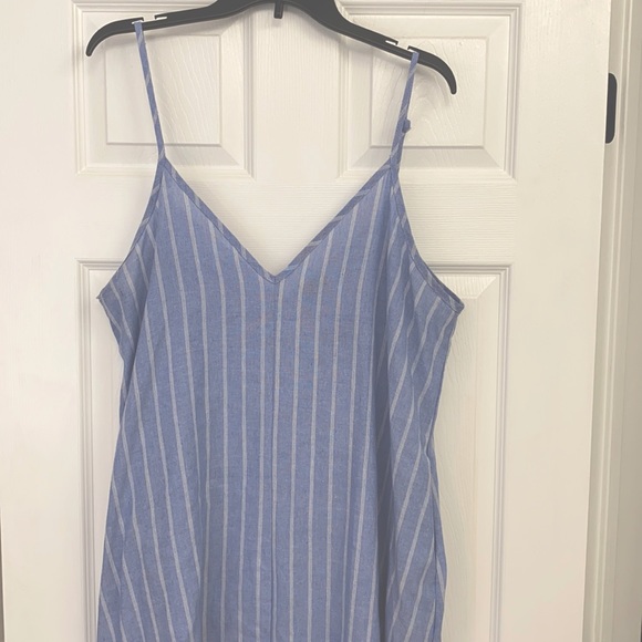 Long pin stripe maxi with pockets - Picture 2 of 8